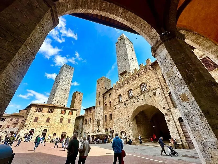Lovely 2 Bedroom In San Gimignano Historic Center 0*,  Italy